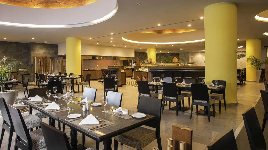 الفندق نوفوتيل مرسى علم - مرسى علم